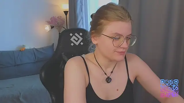  JessieVibes online show from June 2026 02:08:01 PM
