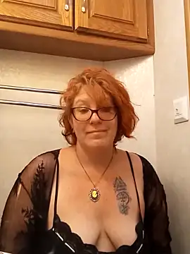 Snapshot of Velvet_Hex chatting on April 2026 06:46:01 PM Velvet Hex online show from April 2026 06:46:01 PM