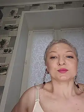 Snapshot of Anesteishen chatting on November 2025 08:39:02 AM Anesteishen online show from November 2025 08:39:02 AM