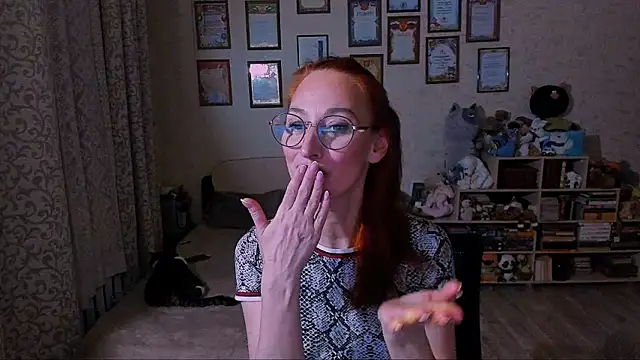 red rocco online show from February 2025 04:46:02 PM