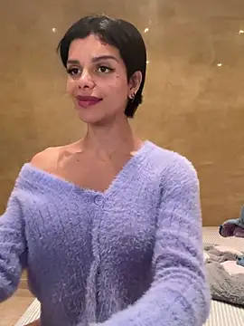 Rosariolovex online show from February 2025 10:47:02 AM