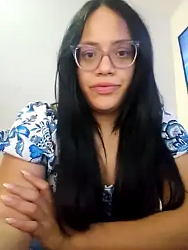 Snapshot of katrina29 chatting on February 2025 03:27:01 PM katrina29 online show from February 2025 03:27:01 PM