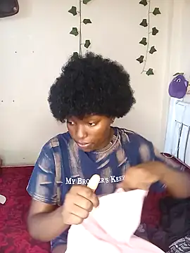 Snapshot of Vprettieeer chatting on February 2025 11:45:02 AM Vprettieeer online show from February 2025 11:45:02 AM