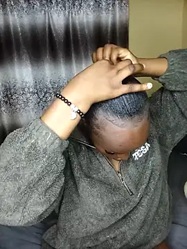 Snapshot of Vprettieeer chatting on October 2025 10:30:02 PM Vprettieeer online show from October 2025 10:30:02 PM