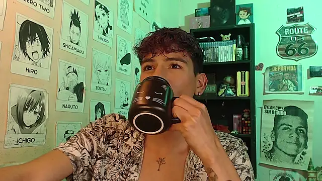 Snapshot of Mickey_Magic chatting on February 2025 04:07:01 AM Mickey Magic online show from February 2025 04:07:01 AM