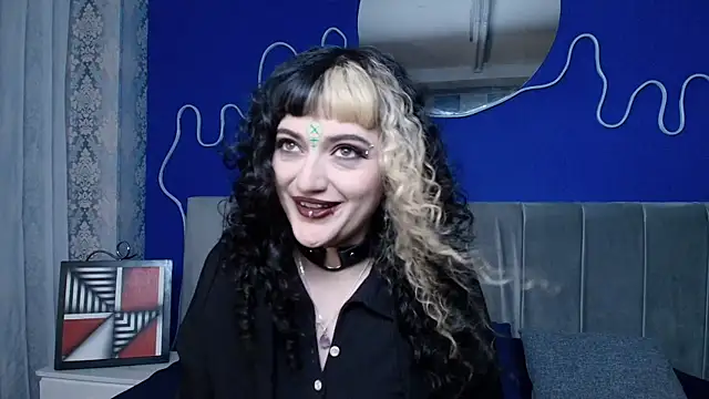 JeanneSabatier online show from June 2026 08:03:01 PM