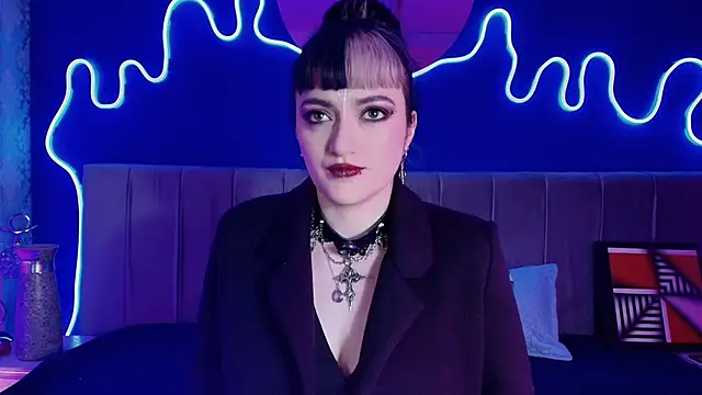 JeanneSabatier online show from June 2026 07:34:02 PM