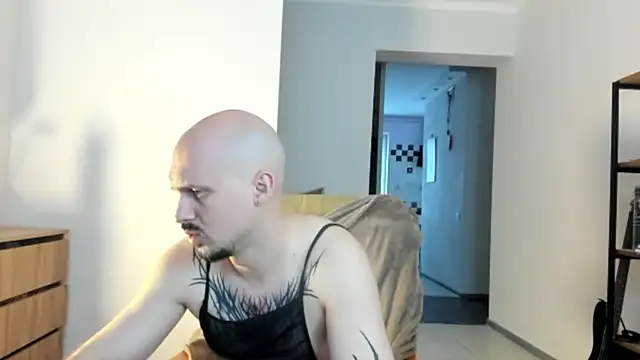 AssHunter4k online show from May 2026 08:30:01 AM