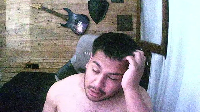 Snapshot of Nicolinoar01 chatting on January 2026 03:22:02 AM Nicolinoar01 online show from January 2026 03:22:02 AM