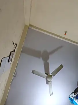 Snapshot of Raziv_komal143 chatting on February 2025 11:52:02 PM Raziv komal143 online show from February 2025 11:52:02 PM