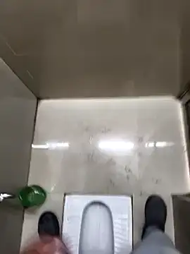 Snapshot of Raziv_komal143 chatting on February 2025 06:25:02 AM Raziv komal143 online show from February 2025 06:25:02 AM