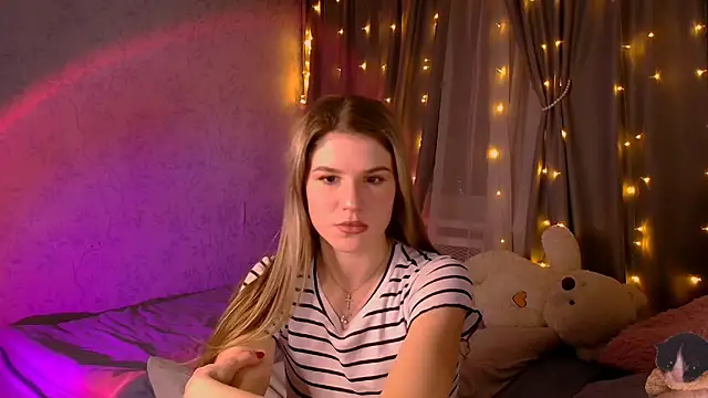 Melissa smith  online show from February 2025 08:23:02 PM