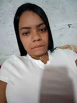 Snapshot of ashanty_b5 chatting on January 2025 07:18:01 PM ashanty b5 online show from January 2025 07:18:01 PM