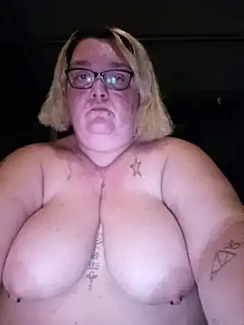 diosacurvy1984 online show from July 2026 10:38:02 PM