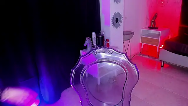 Snapshot of mallory_dietlinde chatting on March 2025 08:21:02 AM mallory dietlinde online show from March 2025 08:21:02 AM