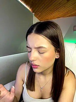 Sofia18 pinkk online show from October 2025 07:13:01 PM