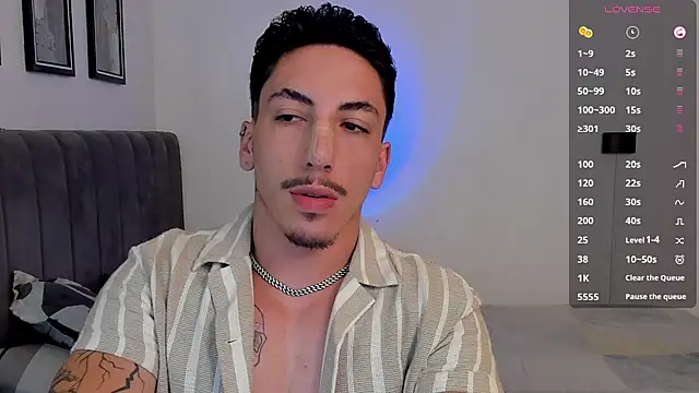 Snapshot of dylanspencer28 chatting on March 2025 10:16:02 PM dylanspencer28 online show from March 2025 10:16:02 PM