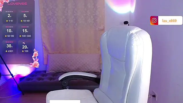 isabella1616 online show from February 2026 03:32:01 AM