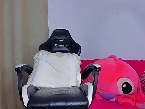 Laurita  Os online show from February 2025 07:02:01 AM