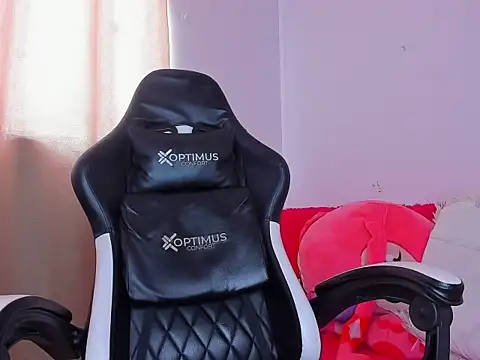 Laurita  Os online show from March 2025 12:54:02 PM