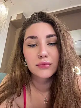 KiraBarlows online show from May 2026 08:37:02 PM