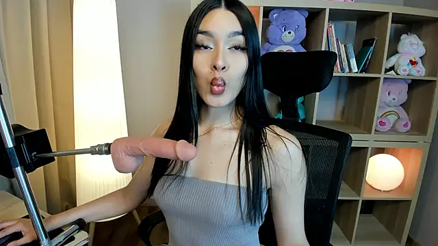 Snapshot of camilapersy chatting on May 2026 12:17:02 AM camilapersy online show from May 2026 12:17:02 AM