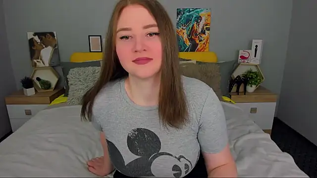 Snapshot of lillyloan4u chatting on March 2026 07:17:01 PM lillyloan4u online show from March 2026 07:17:01 PM