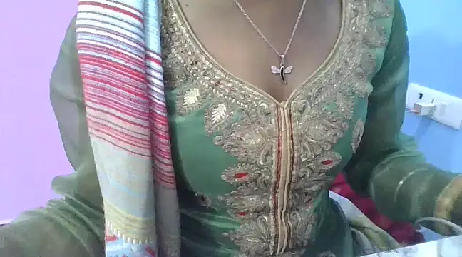 Leoni G online show from February 2025 06:21:01 AM