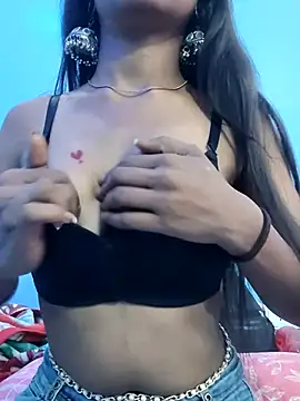 Leoni G online show from November 2025 05:20:01 AM