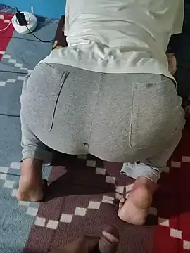 motuuu69 online show from June 2026 04:56:02 PM