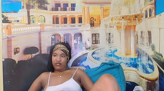 Snapshot of EroticSexyPrada chatting on January 2025 08:39:01 PM EroticSexyPrada online show from January 2025 08:39:01 PM