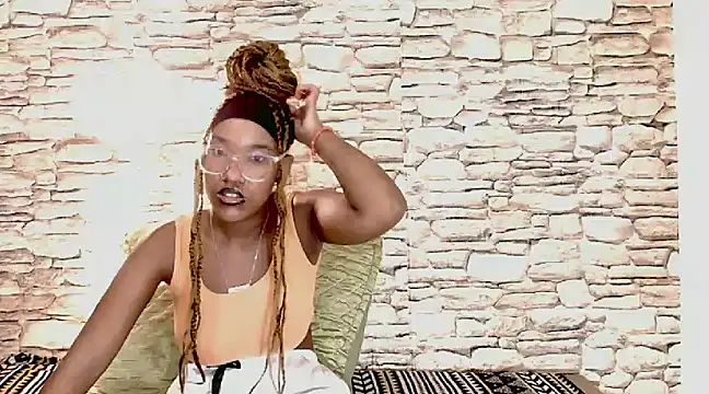 Snapshot of EroticSexyPrada chatting on February 2025 04:24:02 AM EroticSexyPrada online show from February 2025 04:24:02 AM