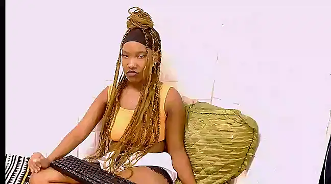 Snapshot of EroticSexyPrada chatting on March 2025 08:00:01 PM EroticSexyPrada online show from March 2025 08:00:01 PM