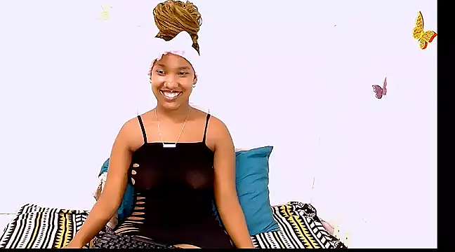 Snapshot of EroticSexyPrada chatting on March 2025 02:04:02 AM EroticSexyPrada online show from March 2025 02:04:02 AM