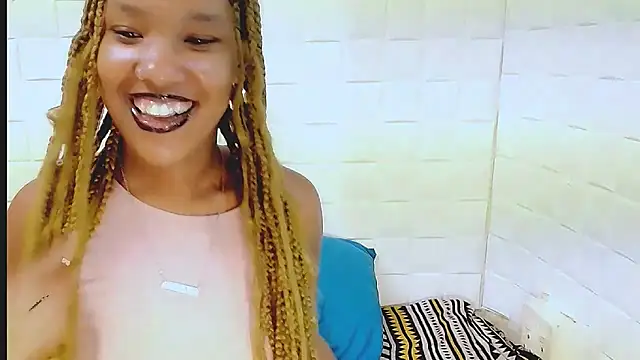 Snapshot of EroticSexyPrada chatting on March 2025 04:19:01 AM EroticSexyPrada online show from March 2025 04:19:01 AM