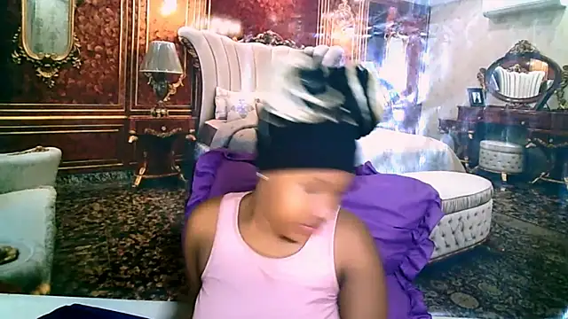 Snapshot of EroticSexyPrada chatting on February 2026 05:16:02 AM EroticSexyPrada online show from February 2026 05:16:02 AM