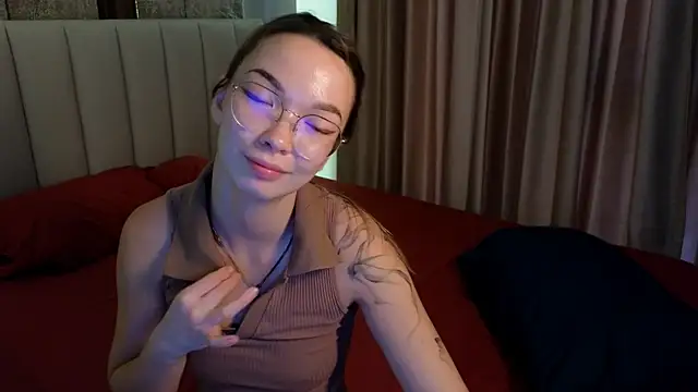 SusannJohnson online show from May 2026 10:50:03 PM