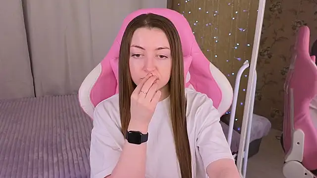 Snapshot of Ann_moon__ chatting on January 2025 03:01:01 PM Ann moon online show from January 2025 03:01:01 PM