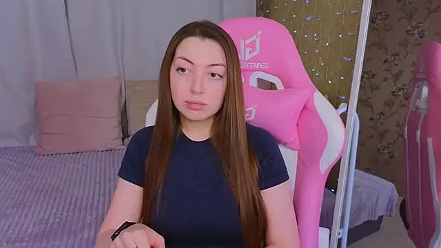 Snapshot of Ann_moon__ chatting on February 2025 03:12:02 PM Ann moon online show from February 2025 03:12:02 PM