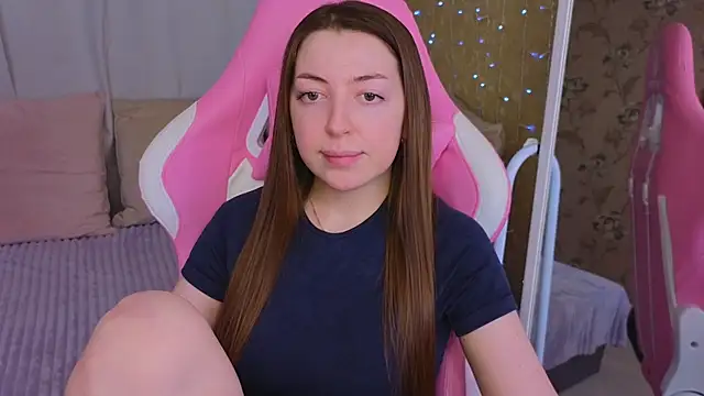 Snapshot of Ann_moon__ chatting on February 2025 06:16:01 PM Ann moon online show from February 2025 06:16:01 PM