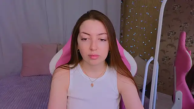 Snapshot of Ann_moon__ chatting on February 2025 12:05:02 PM Ann moon online show from February 2025 12:05:02 PM