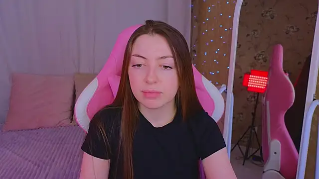 Snapshot of Ann_moon__ chatting on March 2025 03:30:02 PM Ann moon online show from March 2025 03:30:02 PM