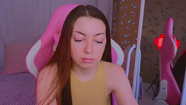 Snapshot of Ann_moon__ chatting on March 2025 03:18:02 PM Ann moon online show from March 2025 03:18:02 PM