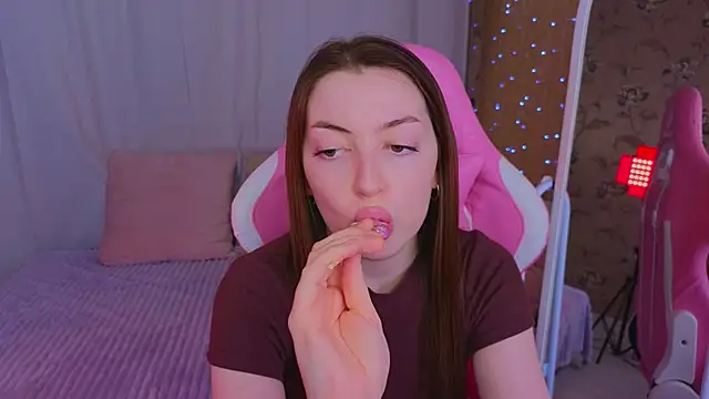 Snapshot of Ann_moon__ chatting on March 2025 05:07:02 PM Ann moon online show from March 2025 05:07:02 PM