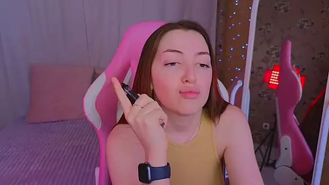 Snapshot of Ann_moon__ chatting on March 2025 06:32:01 PM Ann moon online show from March 2025 06:32:01 PM