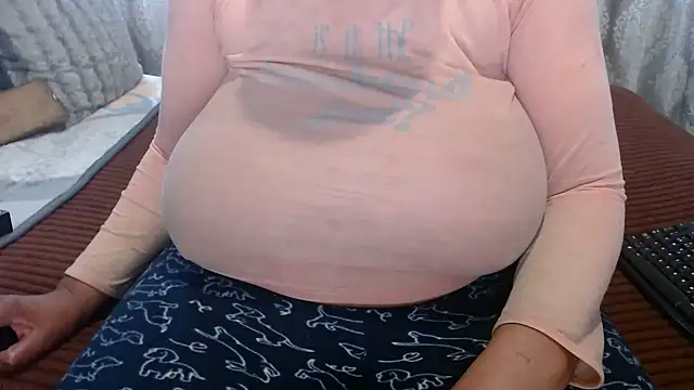 BUBBLYBUNNYxx online show from May 2026 05:13:01 AM