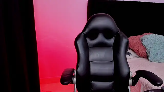 Paulina Lopezz online show from March 2026 07:52:01 PM