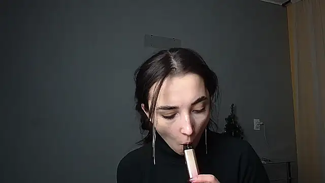 Eva Gloryy online show from February 2025 08:26:01 PM