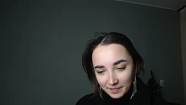 Eva Gloryy online show from February 2026 03:38:01 PM