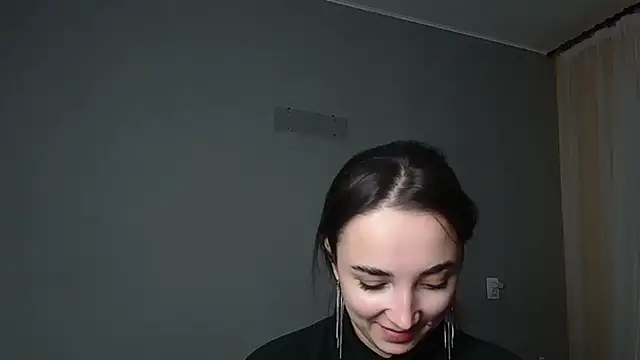 Eva Gloryy online show from February 2026 04:41:01 PM